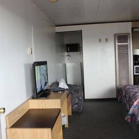 Raval Paradise Motel And Rv Park Youngstown Dış mekan fotoğraf