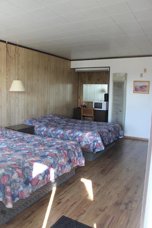 Raval Paradise Motel And Rv Park Youngstown Dış mekan fotoğraf