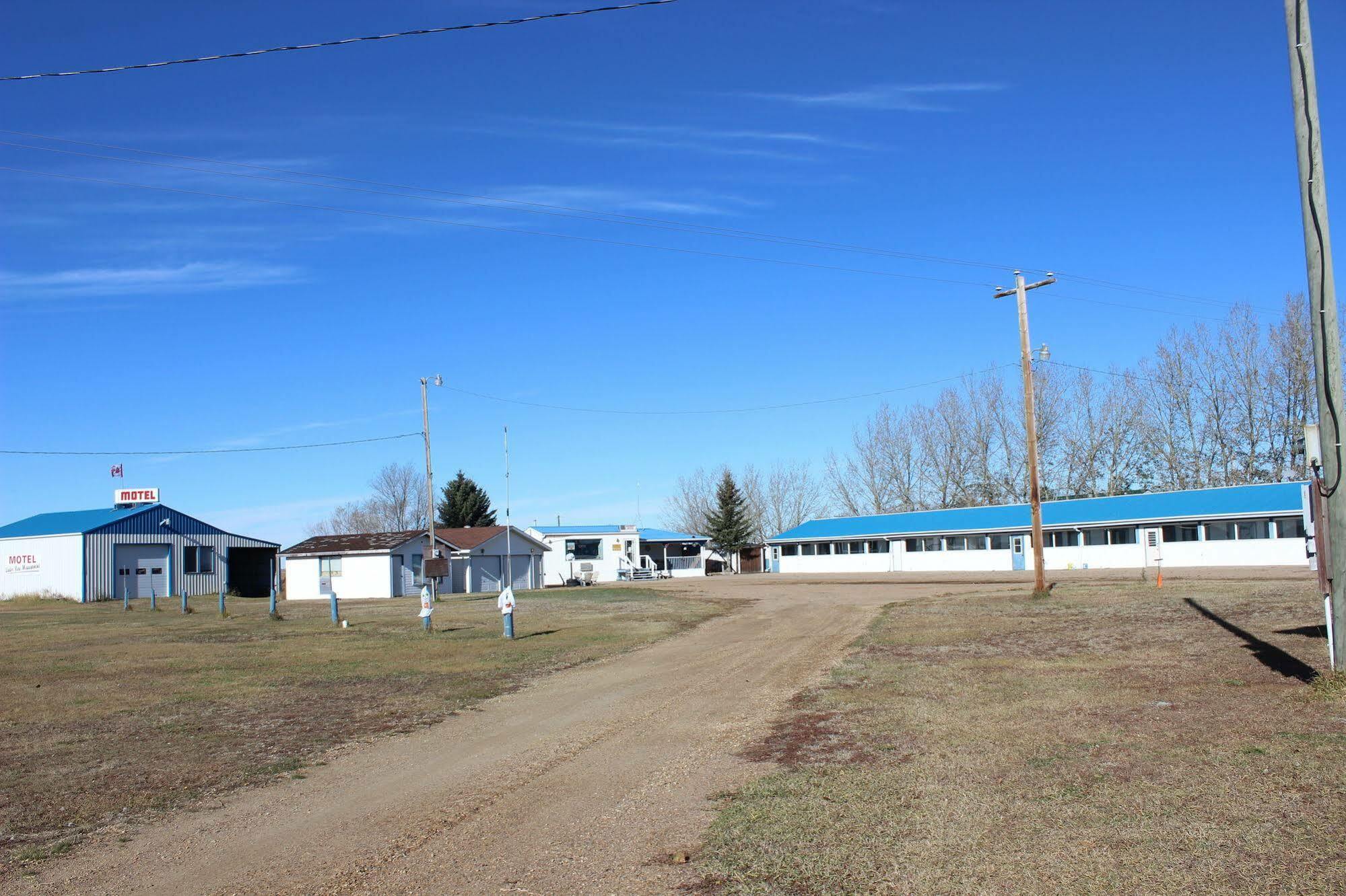 Raval Paradise Motel And Rv Park Youngstown Dış mekan fotoğraf